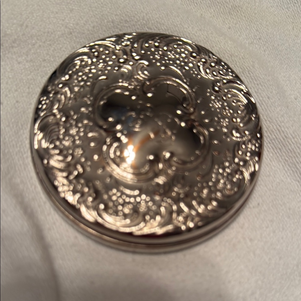 Elegant Silver Decorative mirror